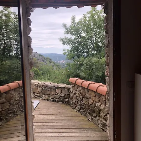 別荘 El Refugio Reynès